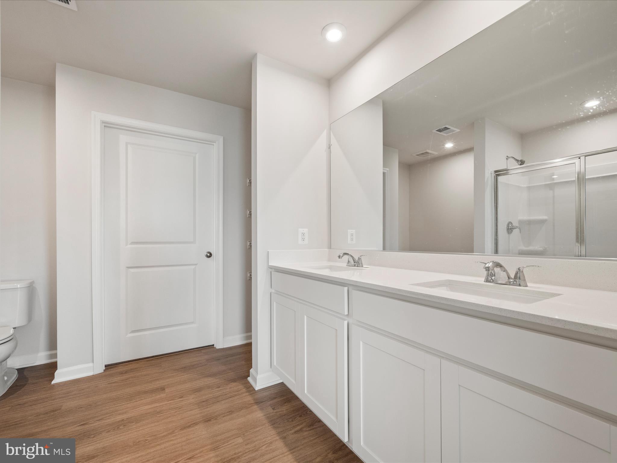 STONE SPRING - Residential