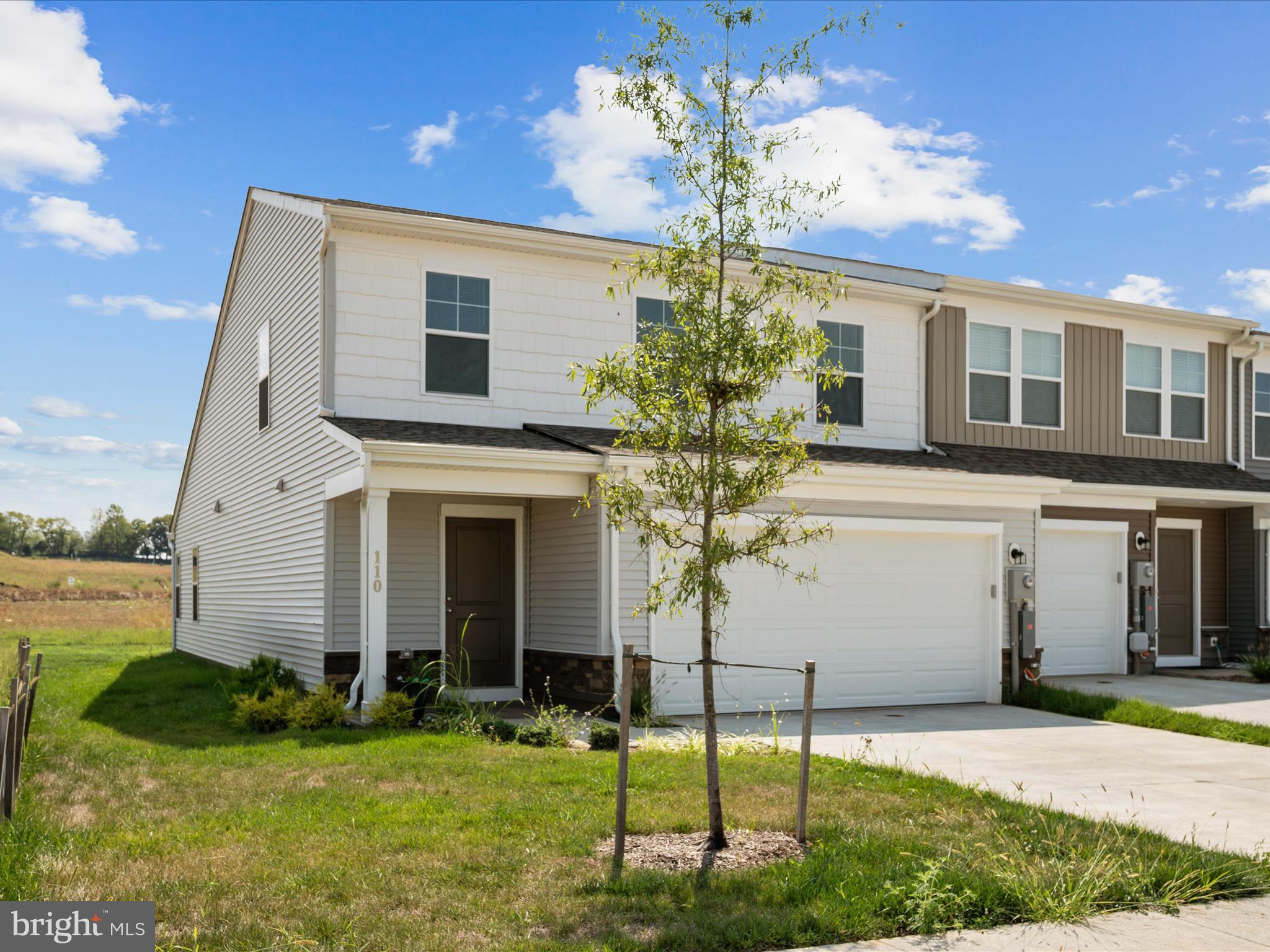 STONE SPRING - Residential