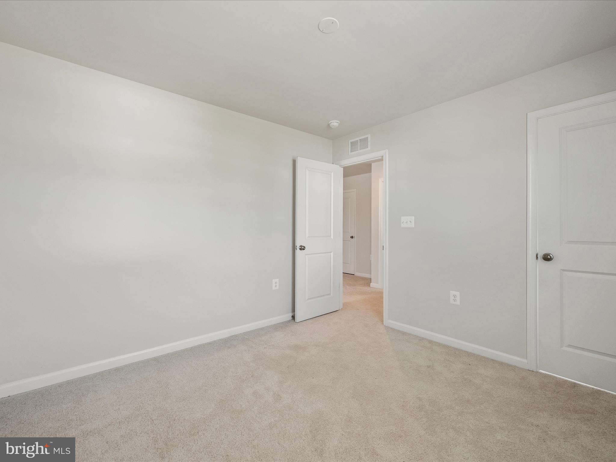 STONE SPRING - Residential