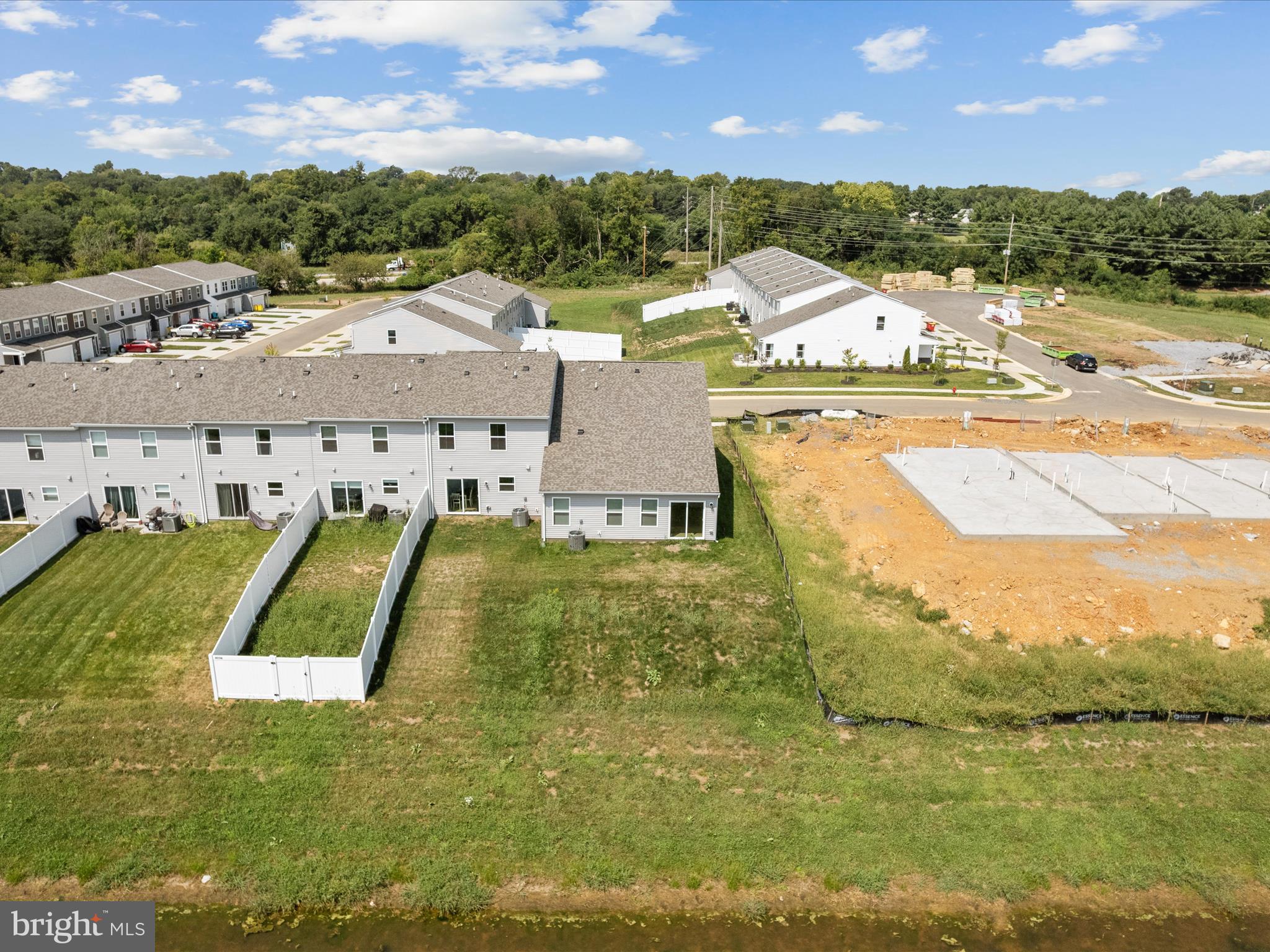 STONE SPRING - Residential