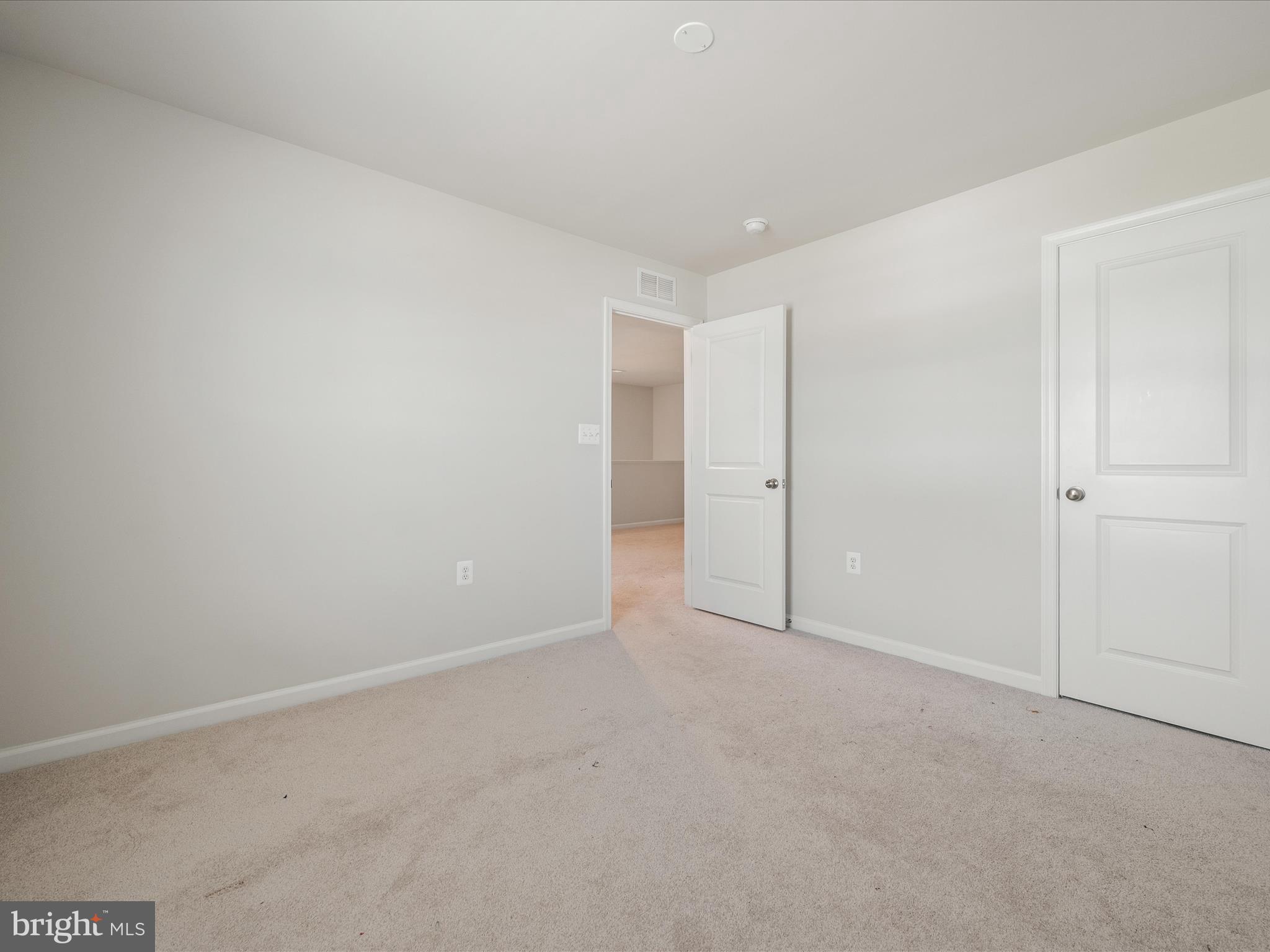 STONE SPRING - Residential