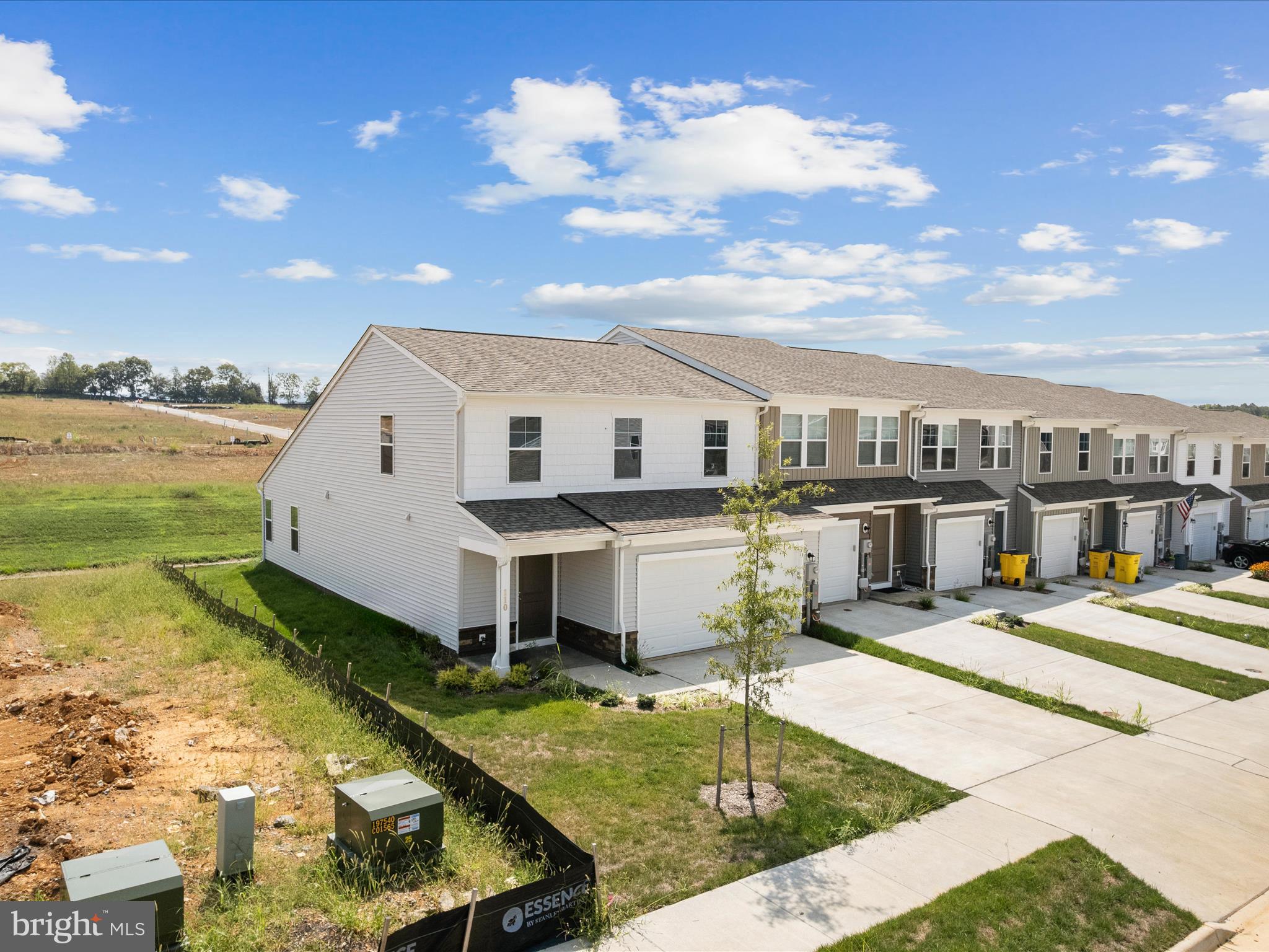 STONE SPRING - Residential