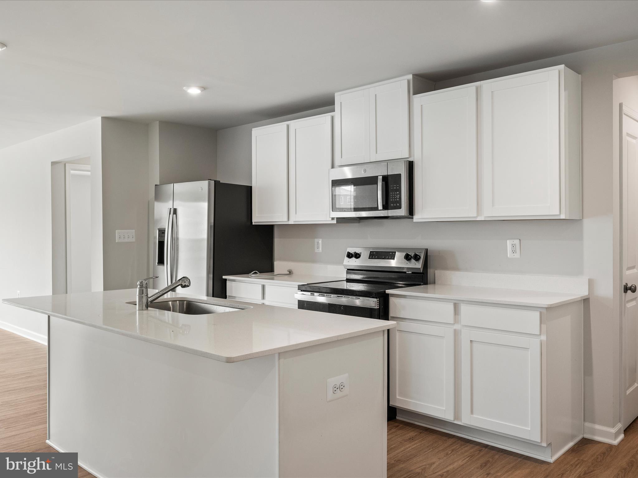 STONE SPRING - Residential