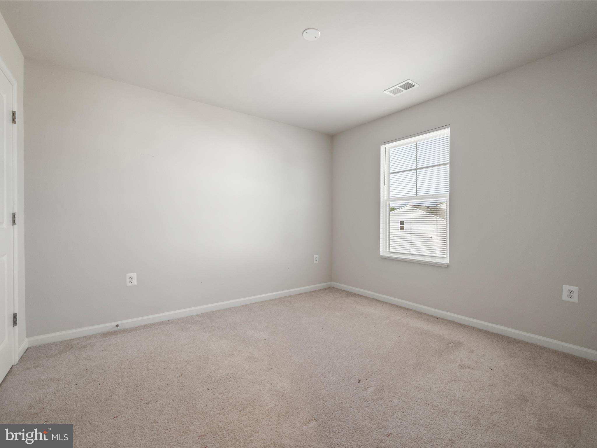 STONE SPRING - Residential