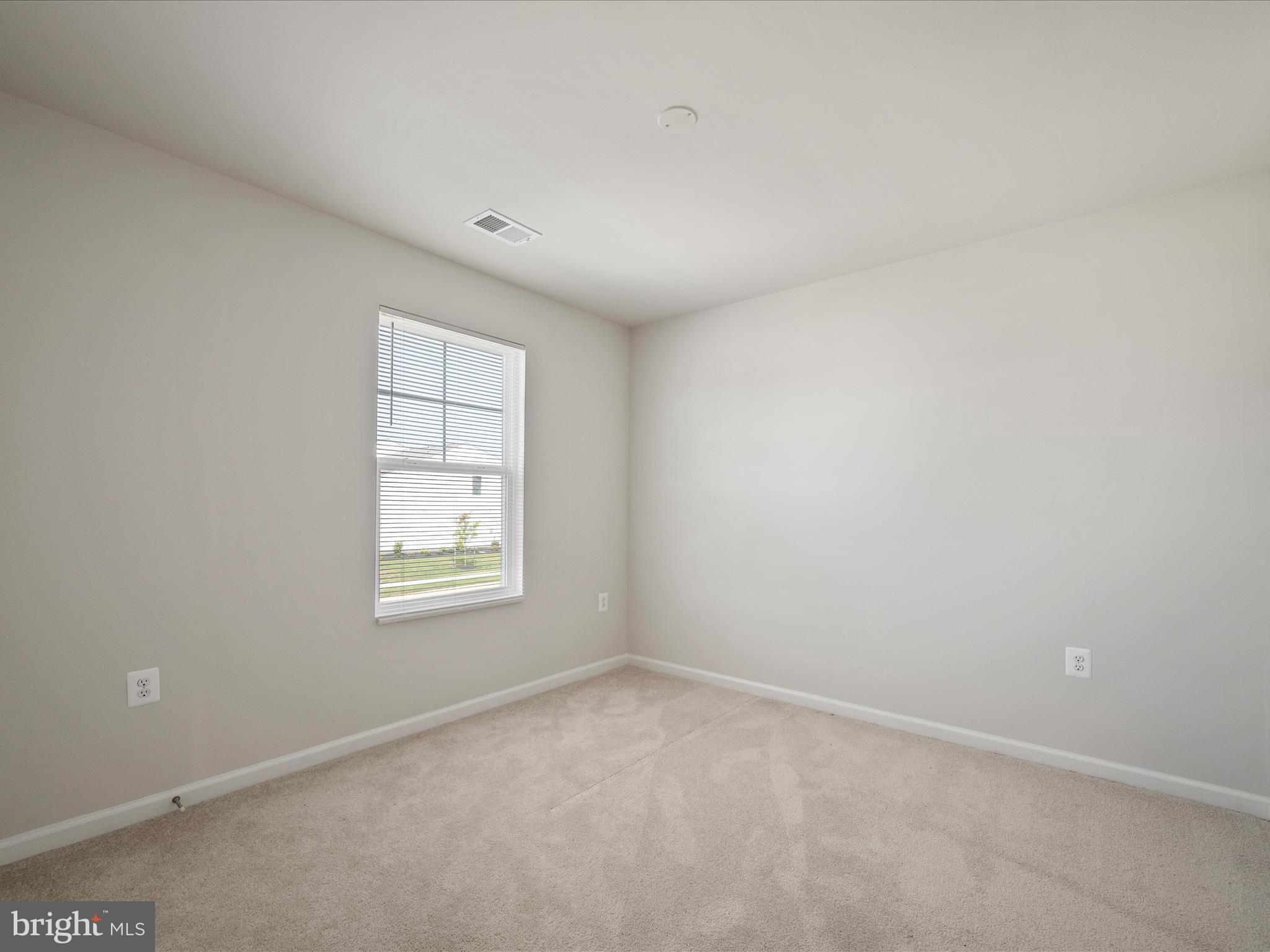 STONE SPRING - Residential