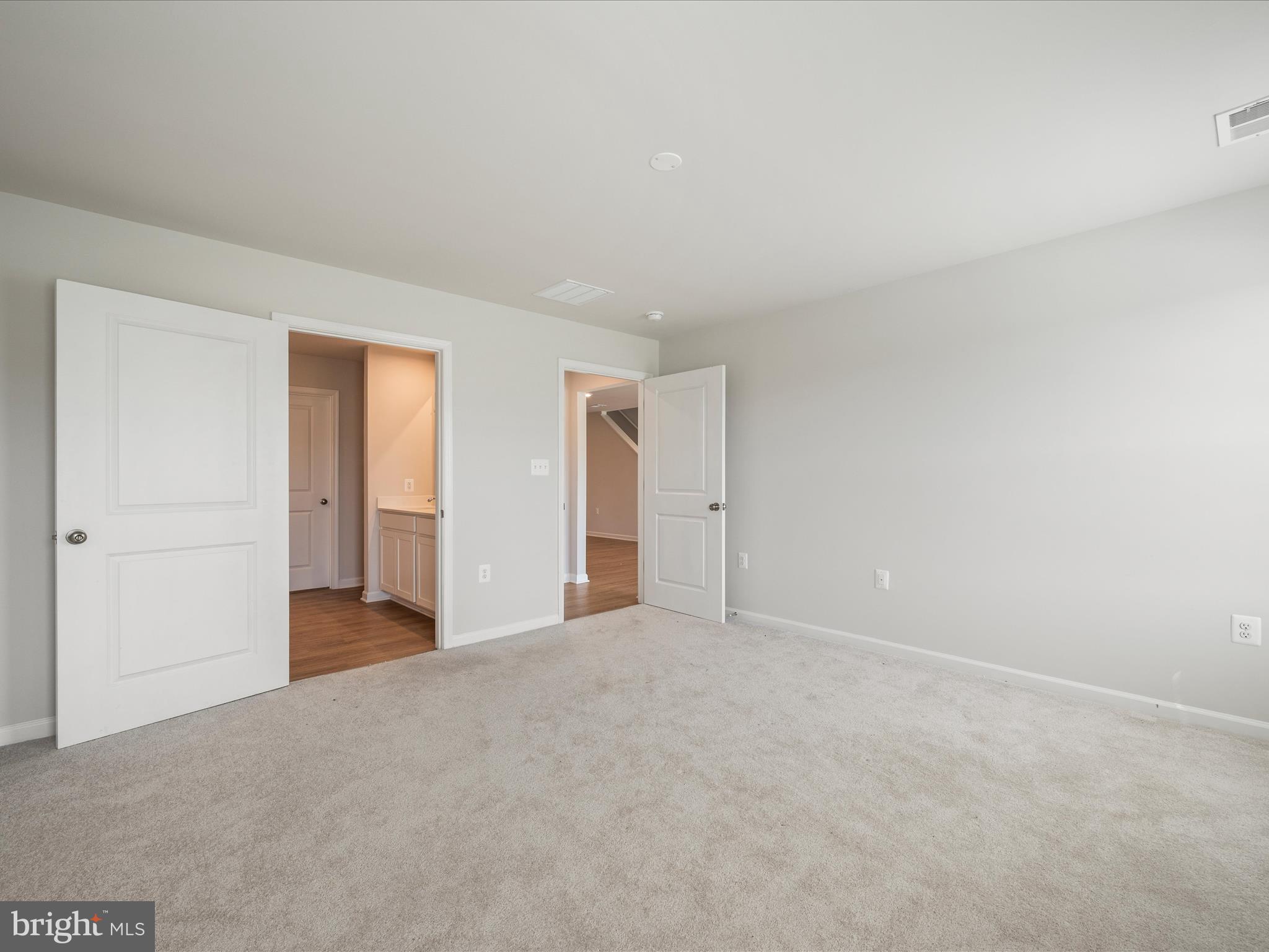 STONE SPRING - Residential