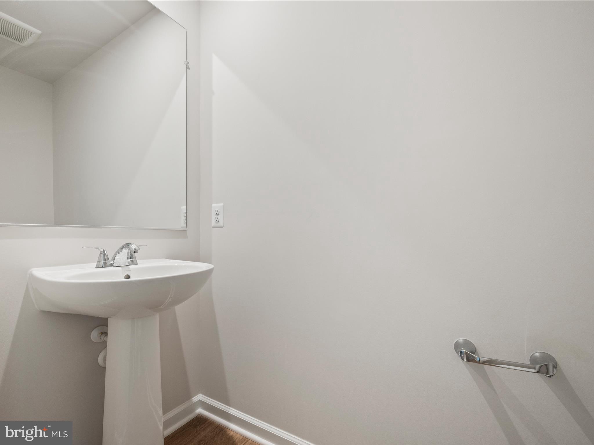 STONE SPRING - Residential