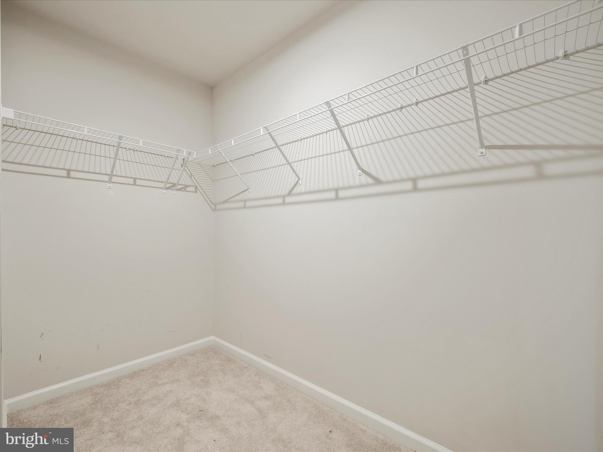 STONE SPRING - Residential