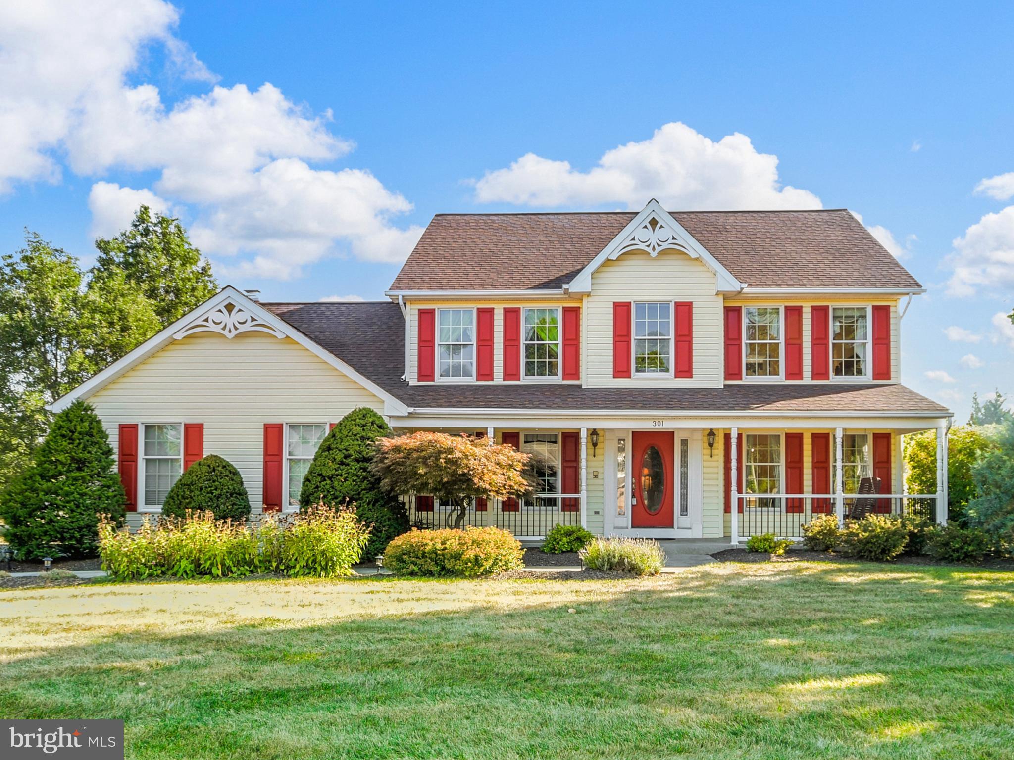 FOXFIELD AT MIDDLETOWN - Residential