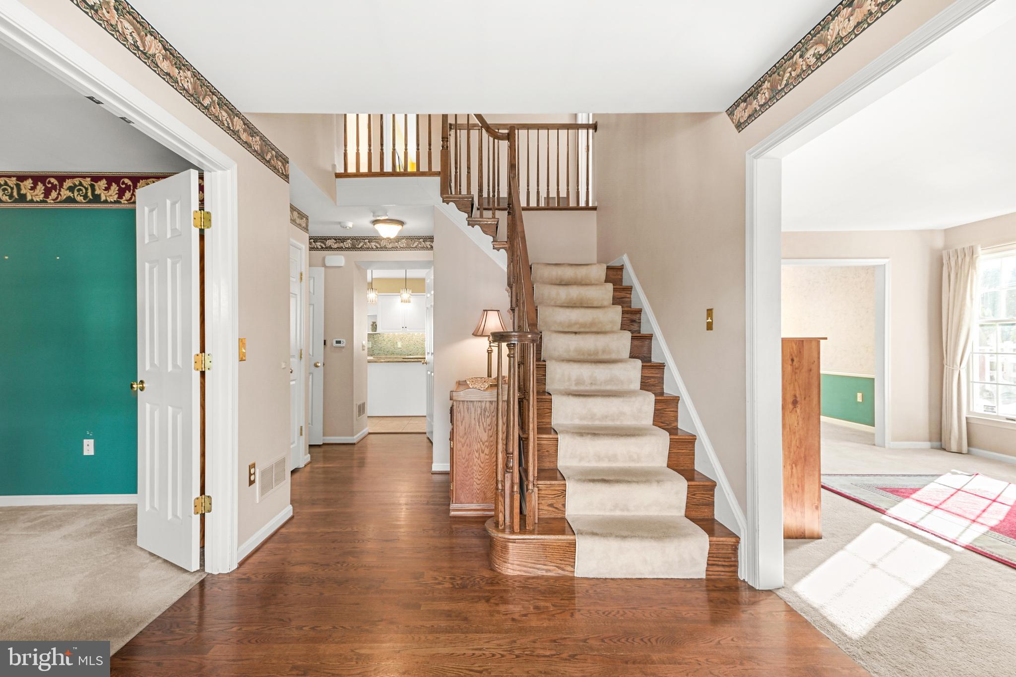 FOXFIELD AT MIDDLETOWN - Residential