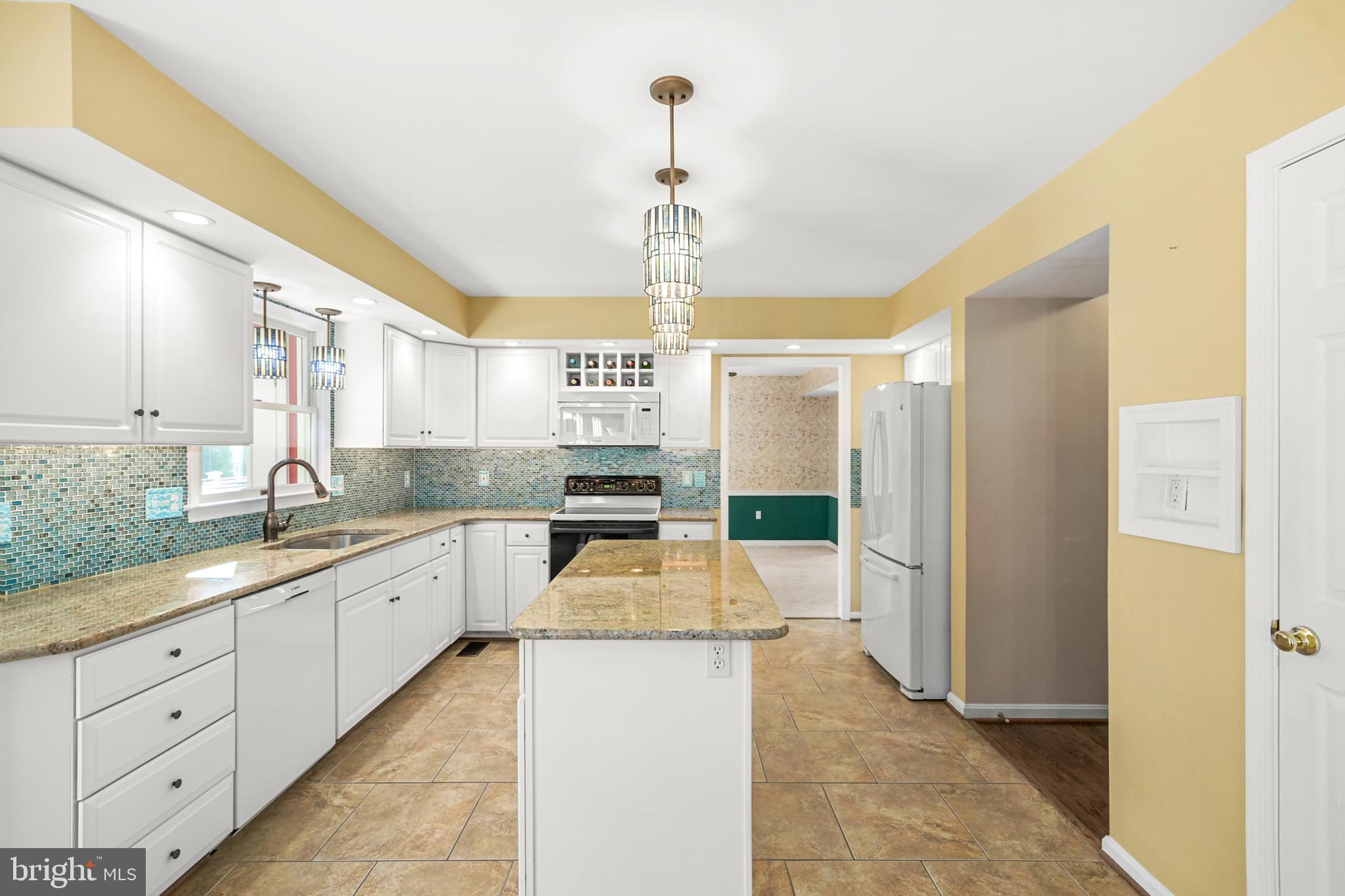 FOXFIELD AT MIDDLETOWN - Residential