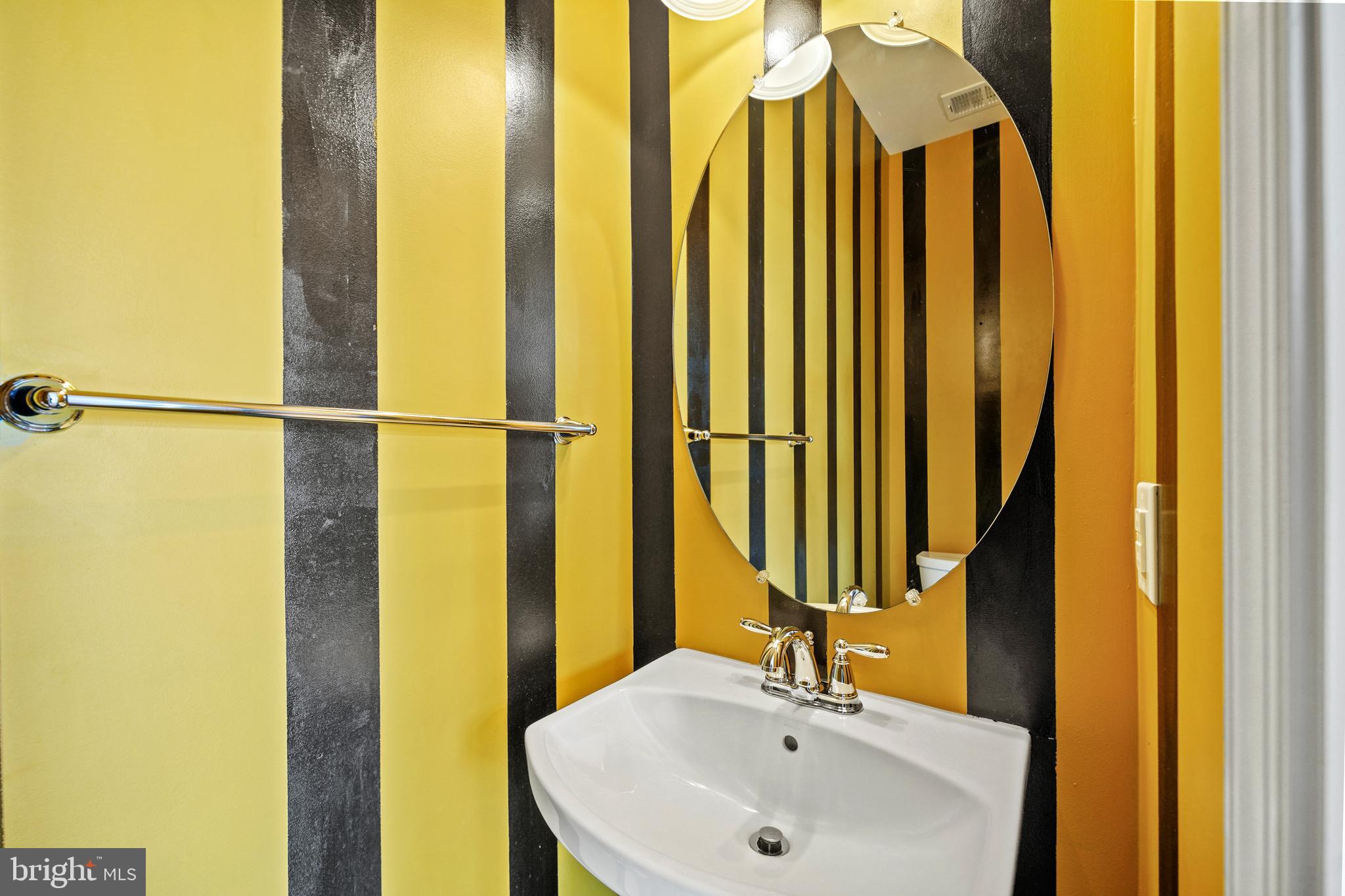 EAST GATE 3 CONDOMINIUM - Residential Lease