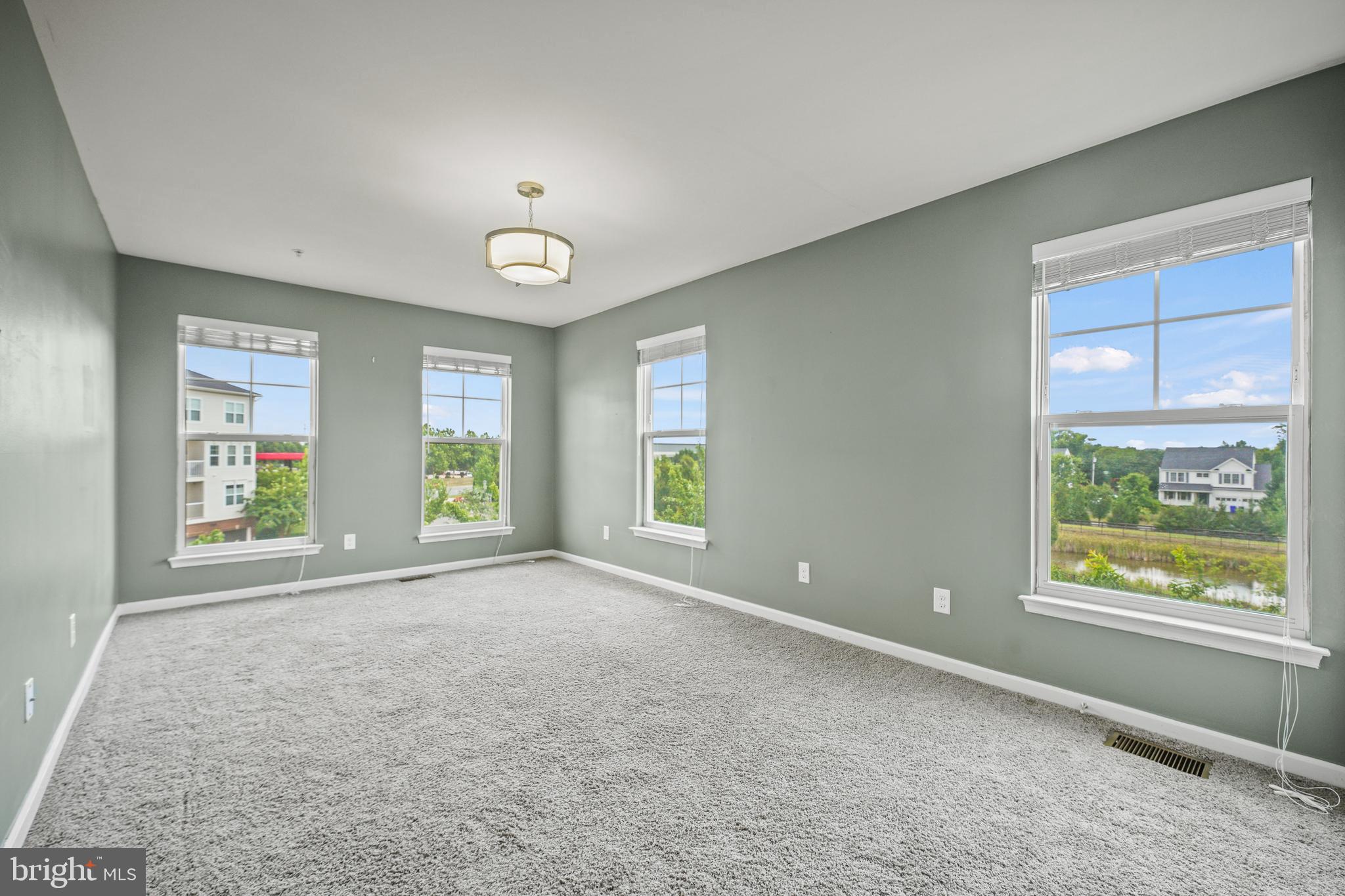 EAST GATE 3 CONDOMINIUM - Residential Lease