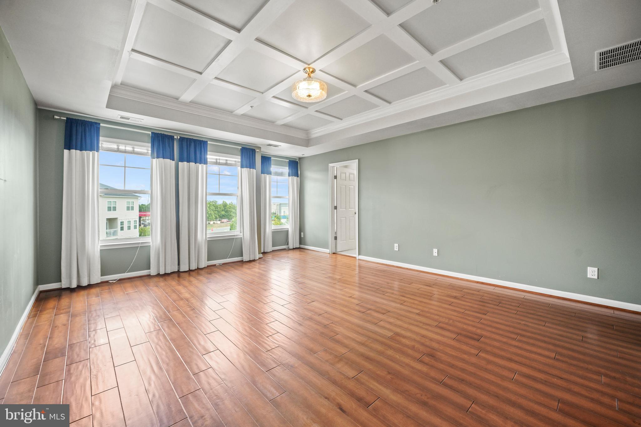 EAST GATE 3 CONDOMINIUM - Residential Lease