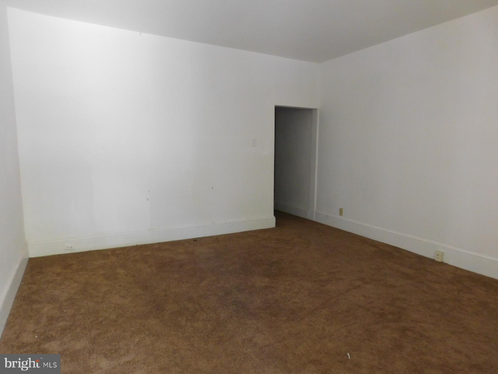 CAMDEN AVE. - Residential Lease