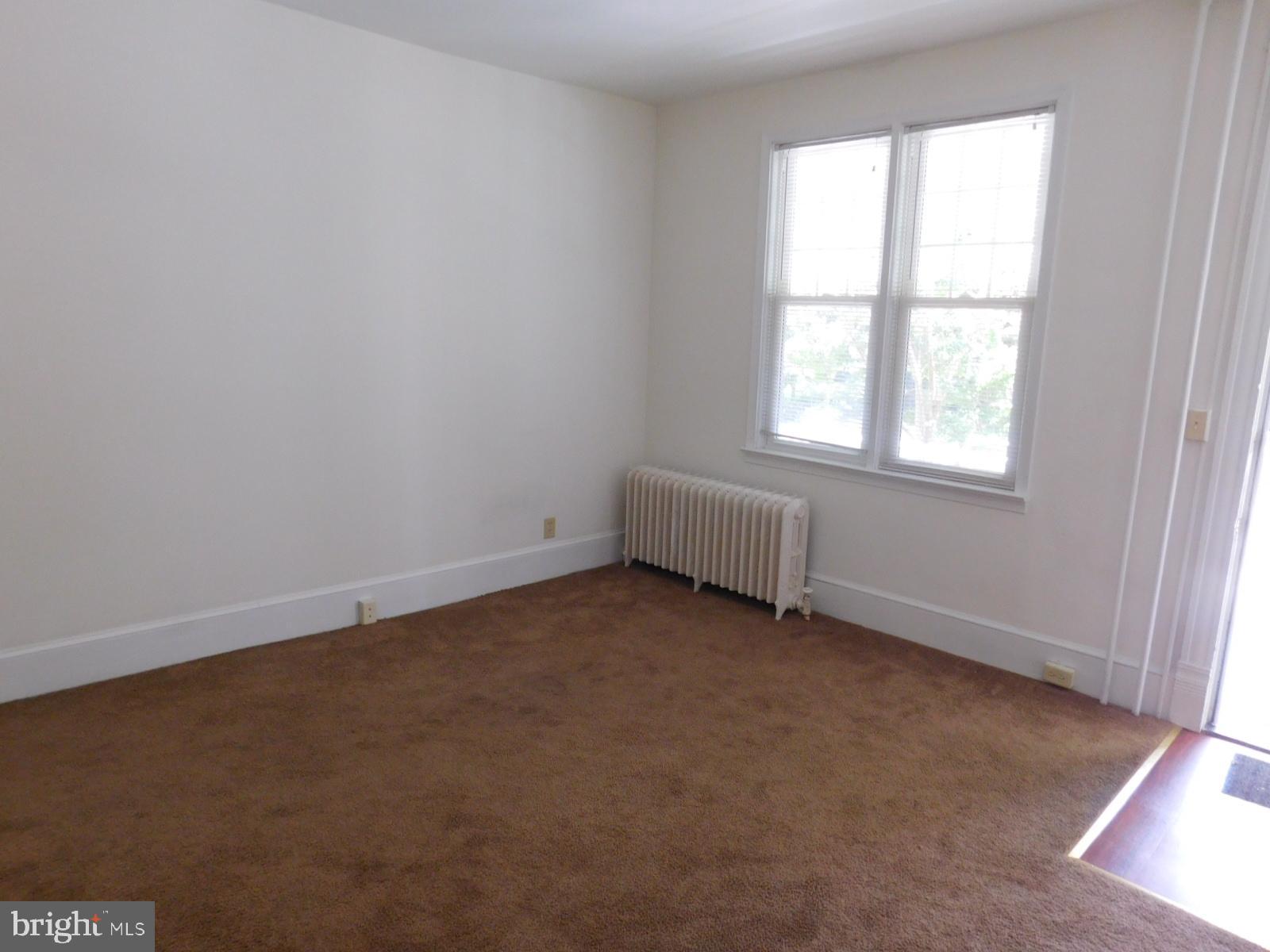 CAMDEN AVE. - Residential Lease