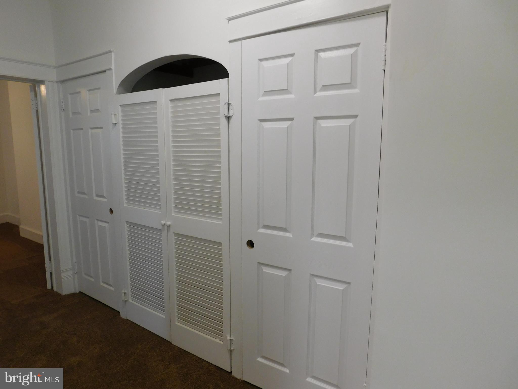 CAMDEN AVE. - Residential Lease