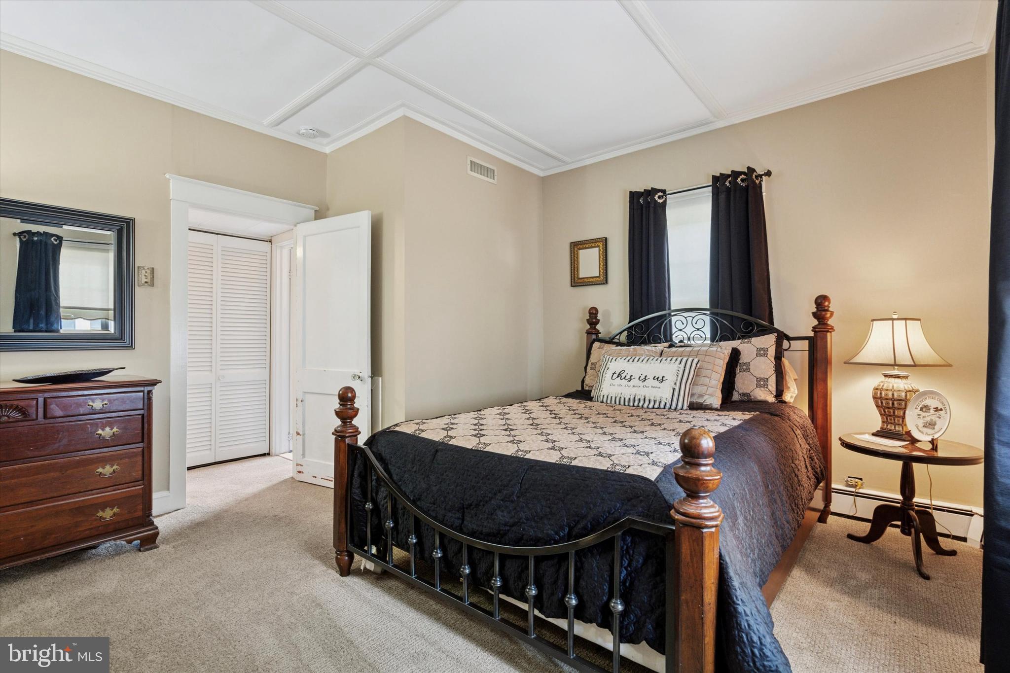 GLENSIDE - Residential