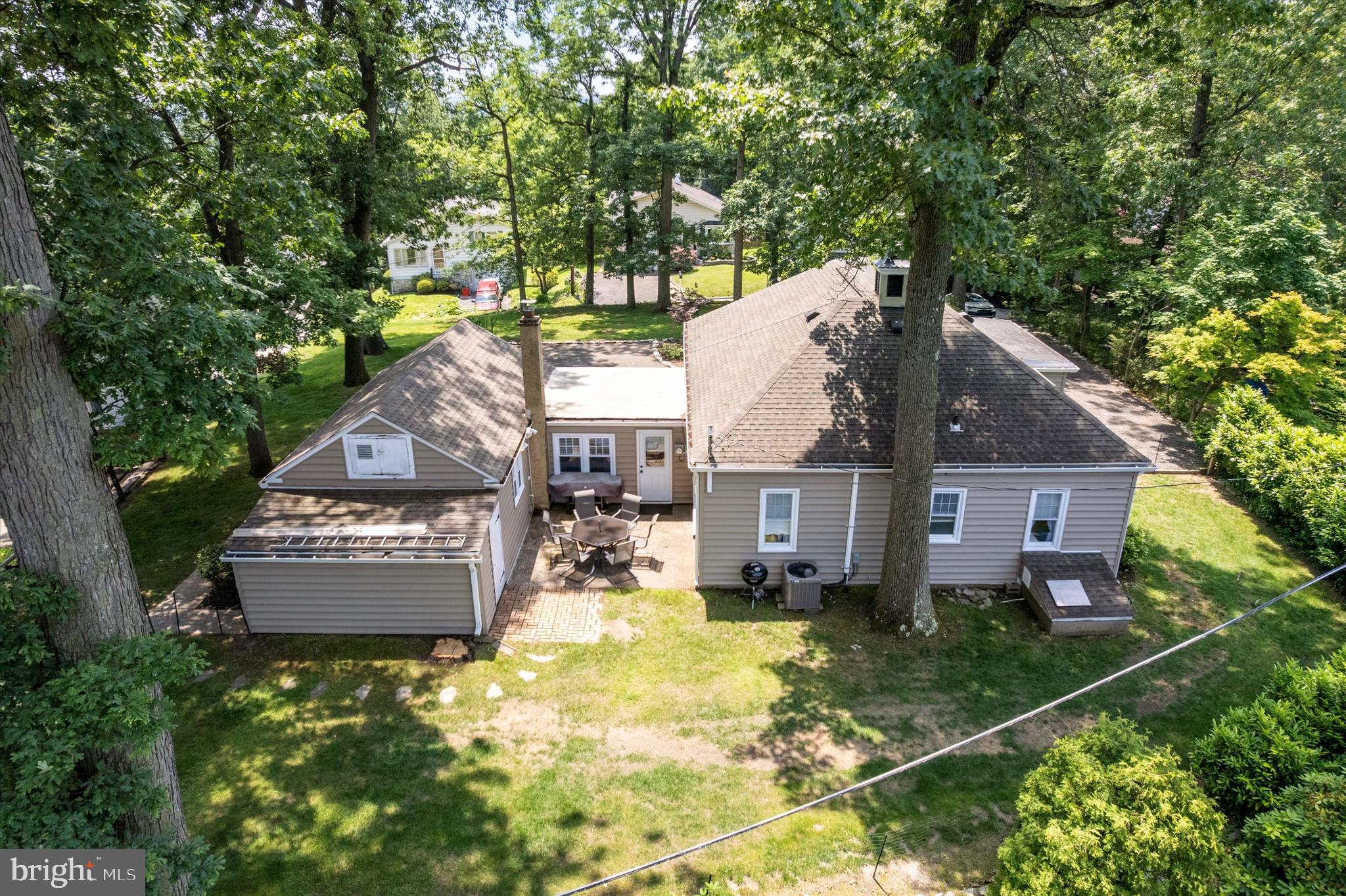 GLENSIDE - Residential