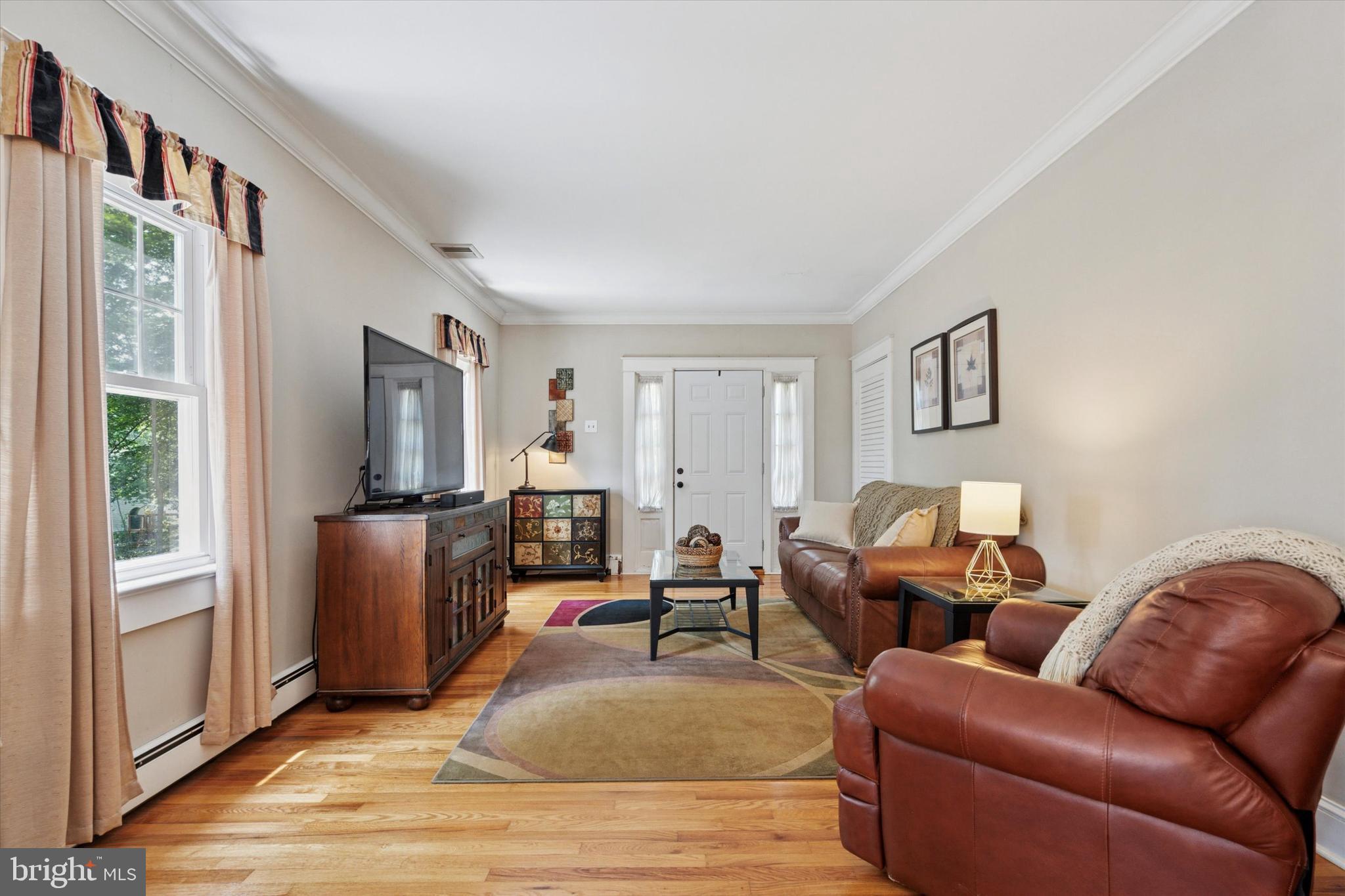 GLENSIDE - Residential