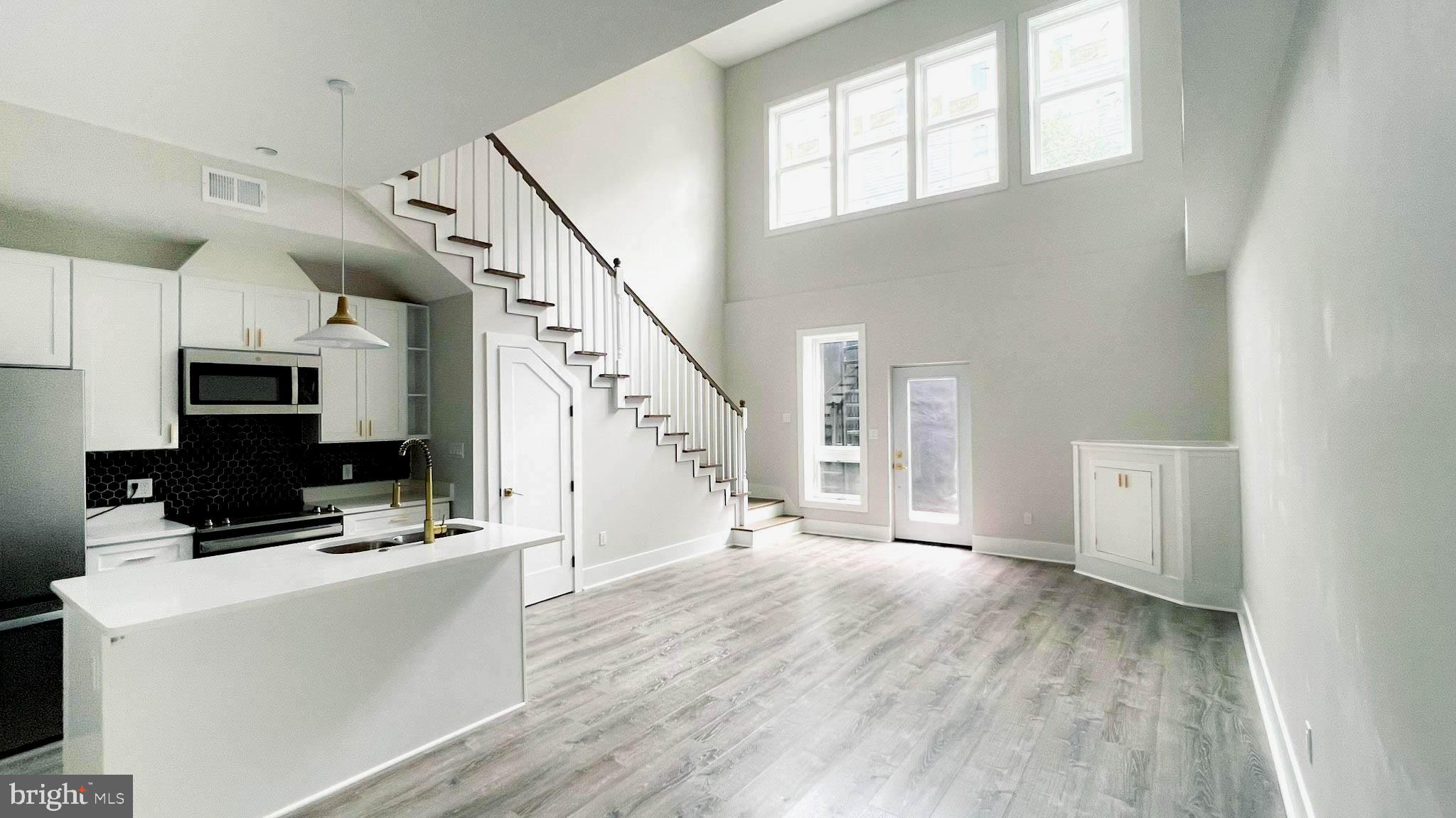 1143 16TH STREET NE A