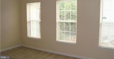 BARDEN OAKS - Residential Lease