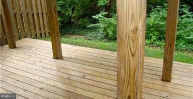 BARDEN OAKS - Residential Lease