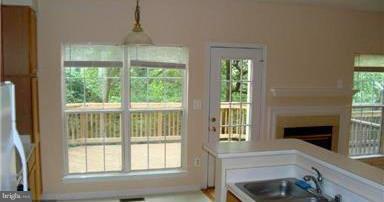 BARDEN OAKS - Residential Lease