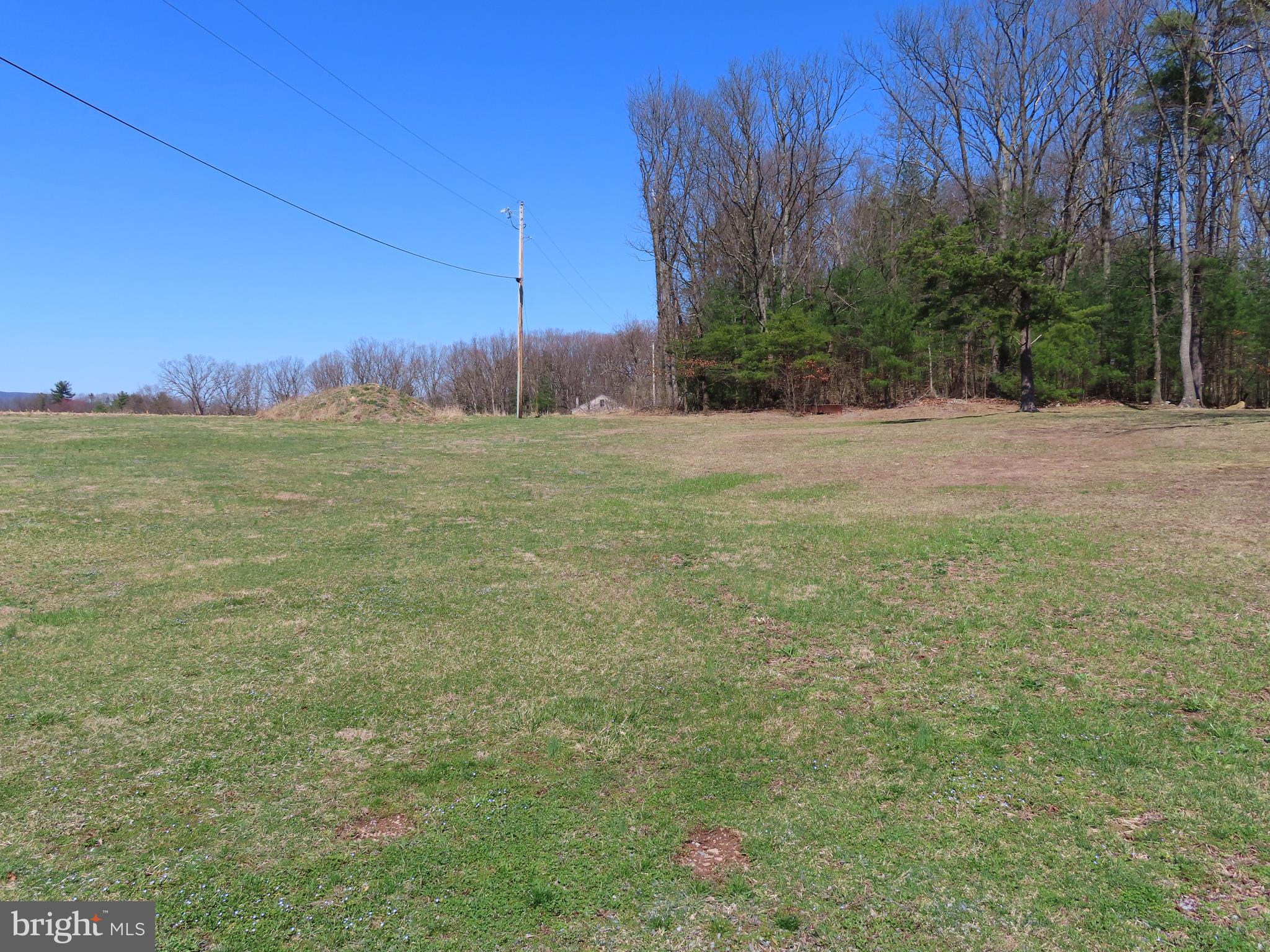 SCHOOL HOUSE VILLAGE - Land