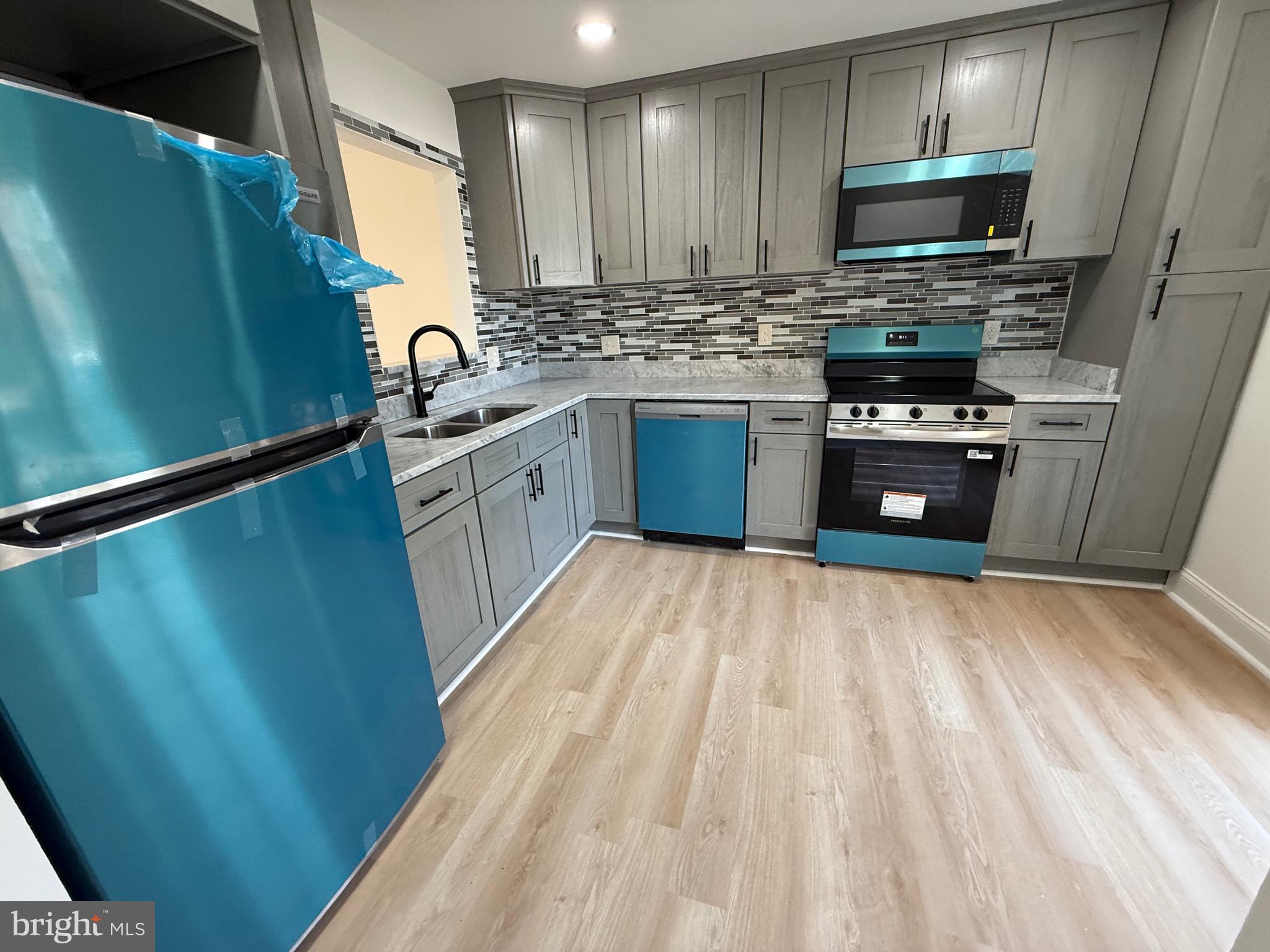 773 WHEELER HILL DRIVE SE 773