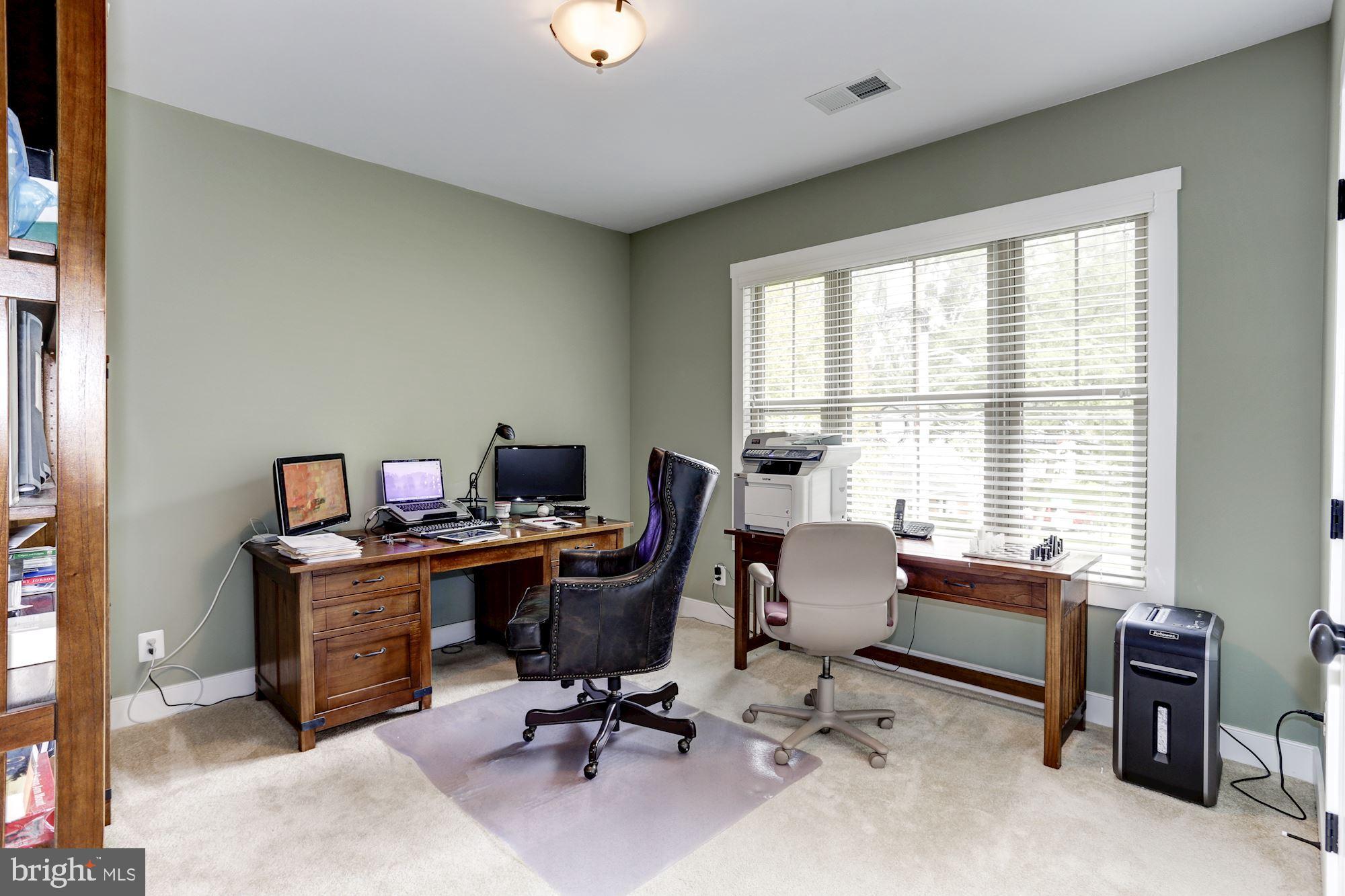 FALLS CHURCH CITY - Residential