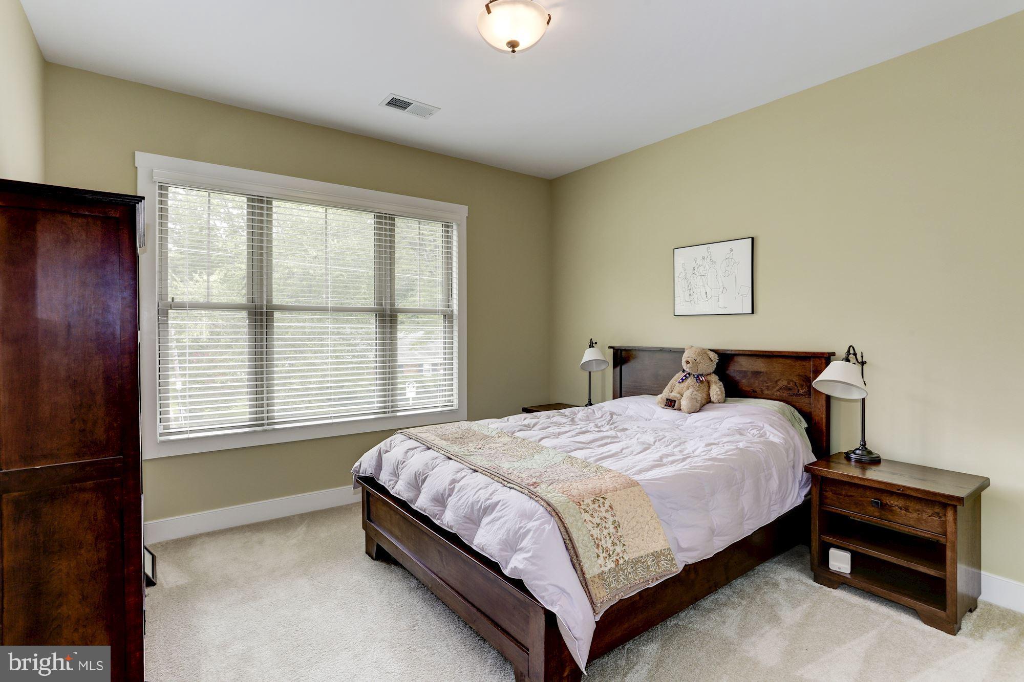 FALLS CHURCH CITY - Residential