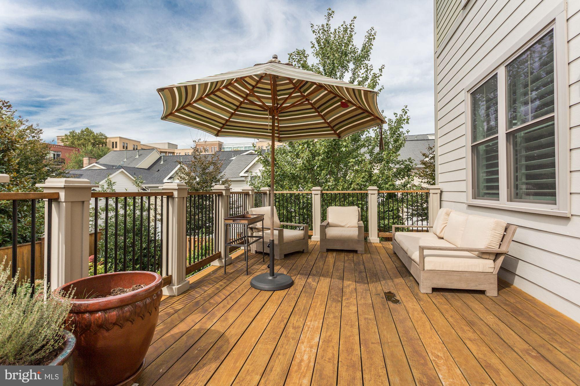 FALLS CHURCH CITY - Residential