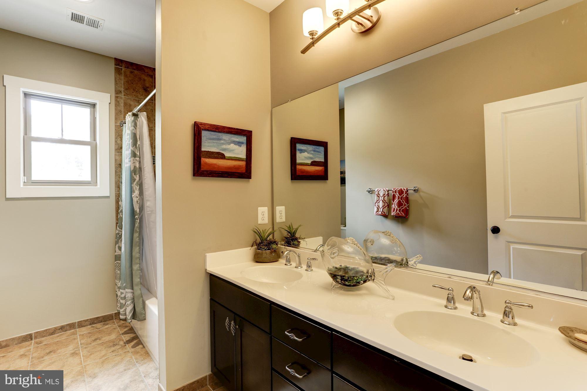 FALLS CHURCH CITY - Residential