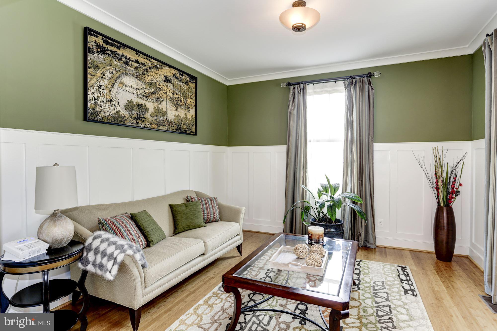 FALLS CHURCH CITY - Residential