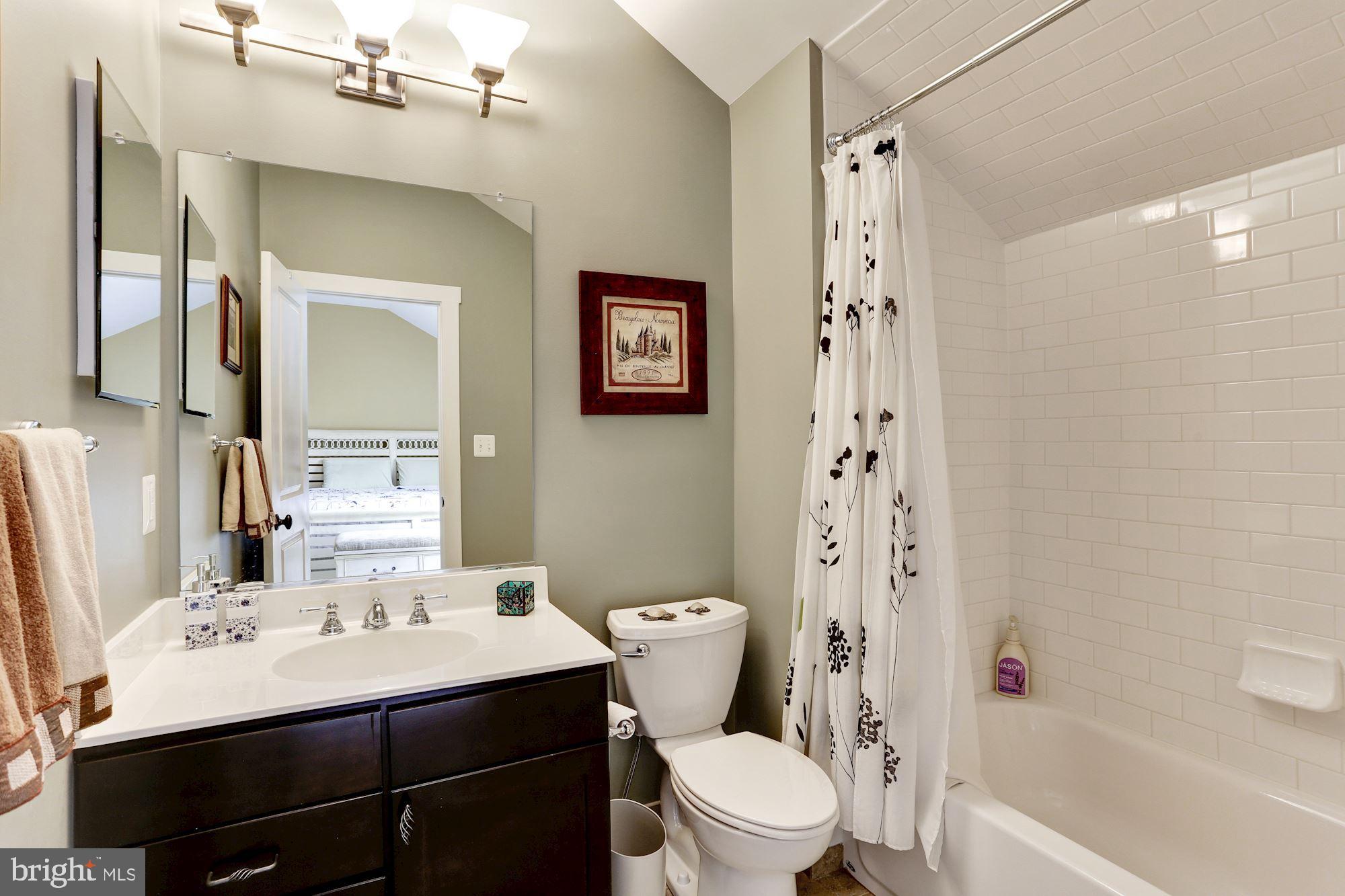 FALLS CHURCH CITY - Residential