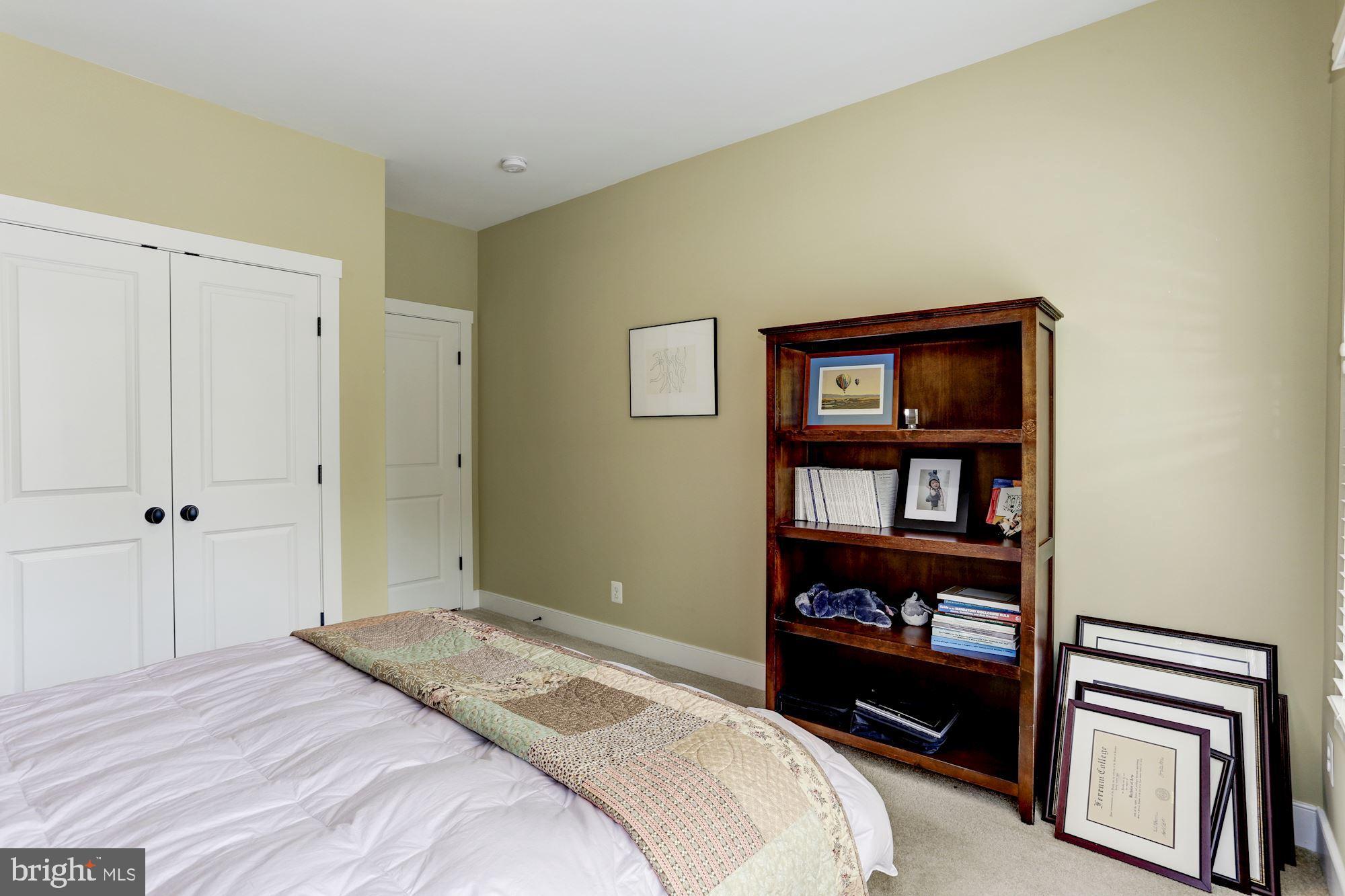 FALLS CHURCH CITY - Residential