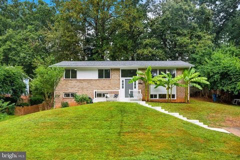 5361 GAINSBOROUGH DRIVE FAIRFAX VA 22032