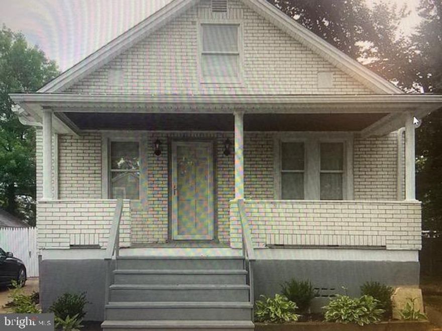 Recently Renovated Detached home with 1st floor 2 bedroom 1 bath apartment for rent. All new appliances including washer and dryer, new paint, landscaping, bathroom vanity, driveway coating, completely fenced with driveway. Available February 15,