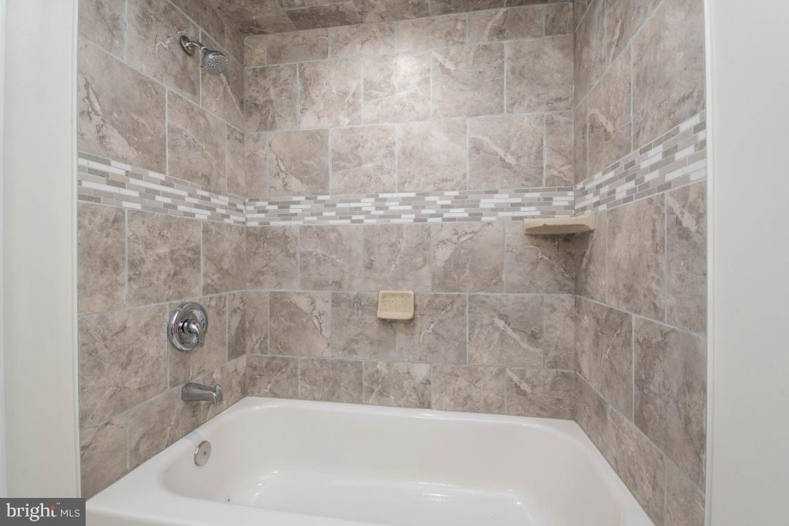 HUNTING RIDGE HISTORIC DISTRICT - Residential