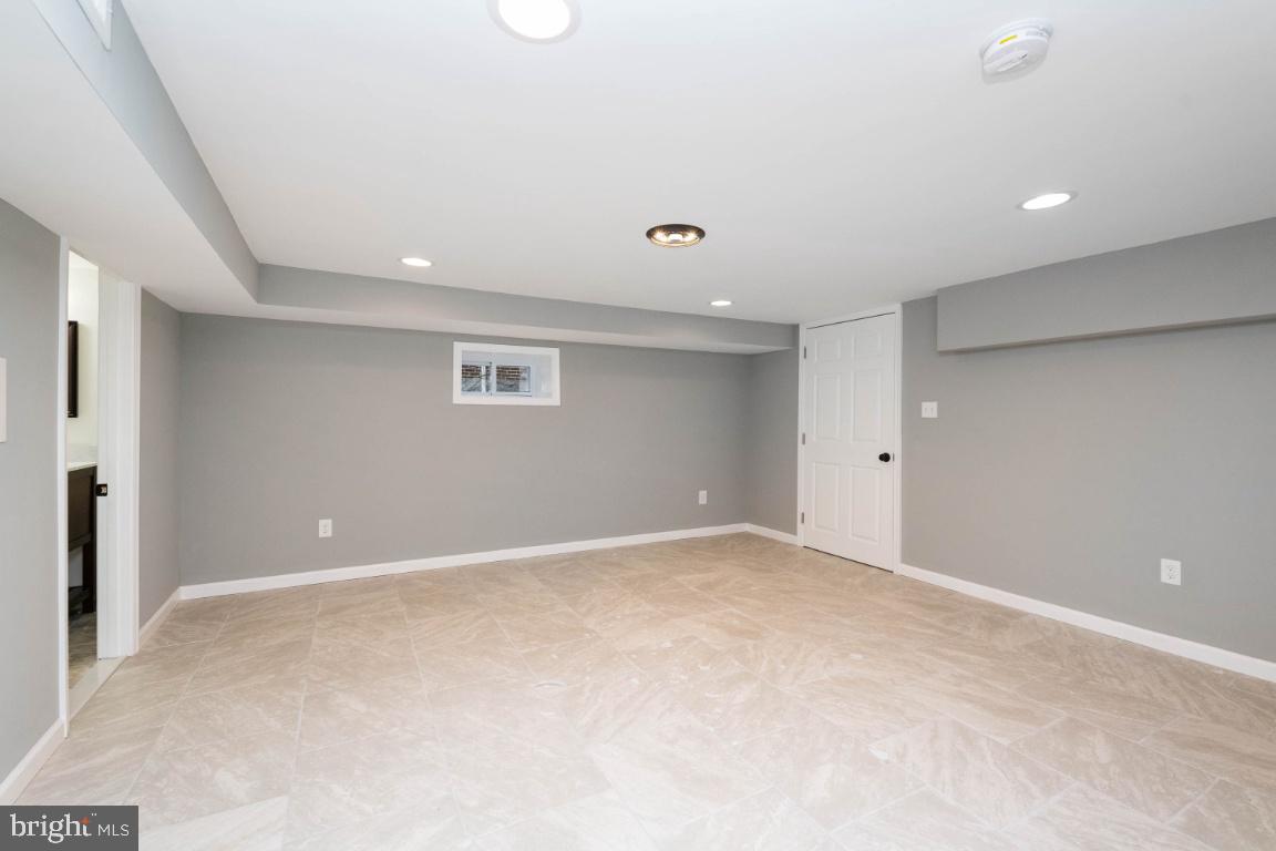 HUNTING RIDGE HISTORIC DISTRICT - Residential