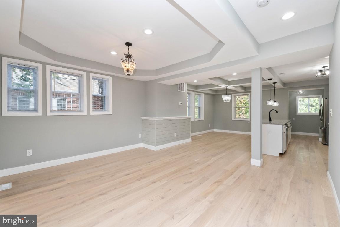 HUNTING RIDGE HISTORIC DISTRICT - Residential