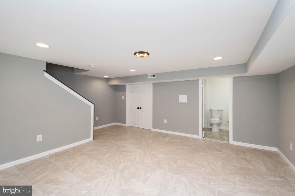 HUNTING RIDGE HISTORIC DISTRICT - Residential