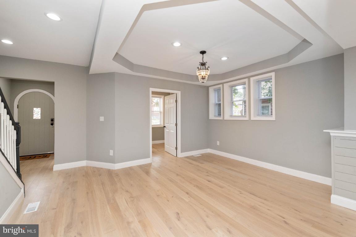 HUNTING RIDGE HISTORIC DISTRICT - Residential