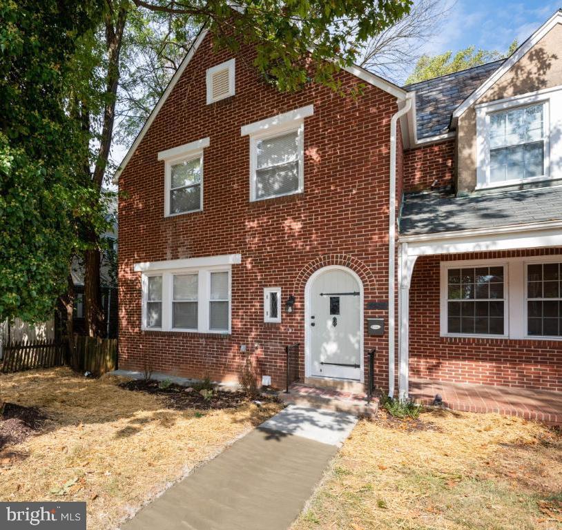 HUNTING RIDGE HISTORIC DISTRICT - Residential