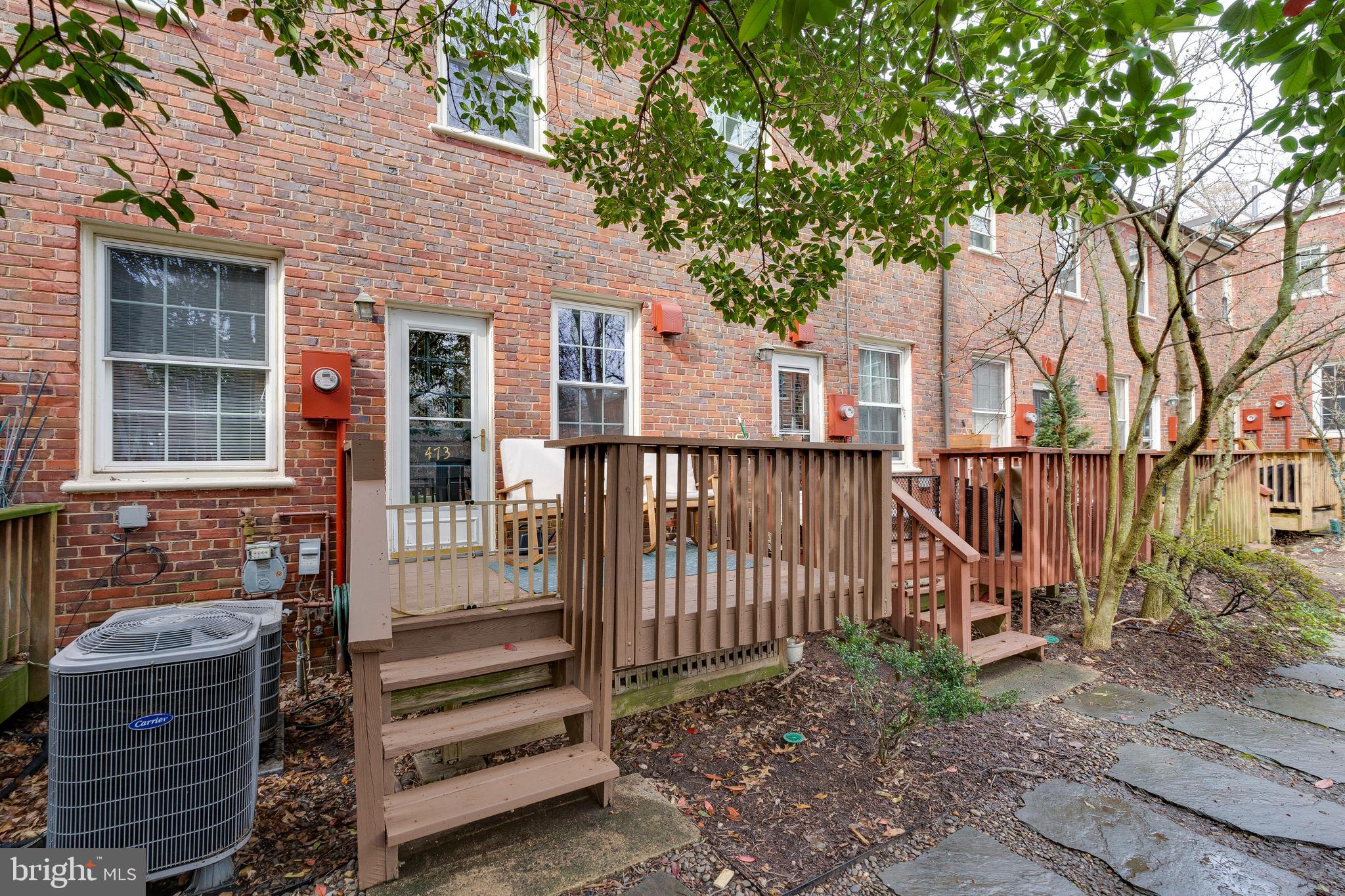 ARLINGTON VILLAGE - Residential