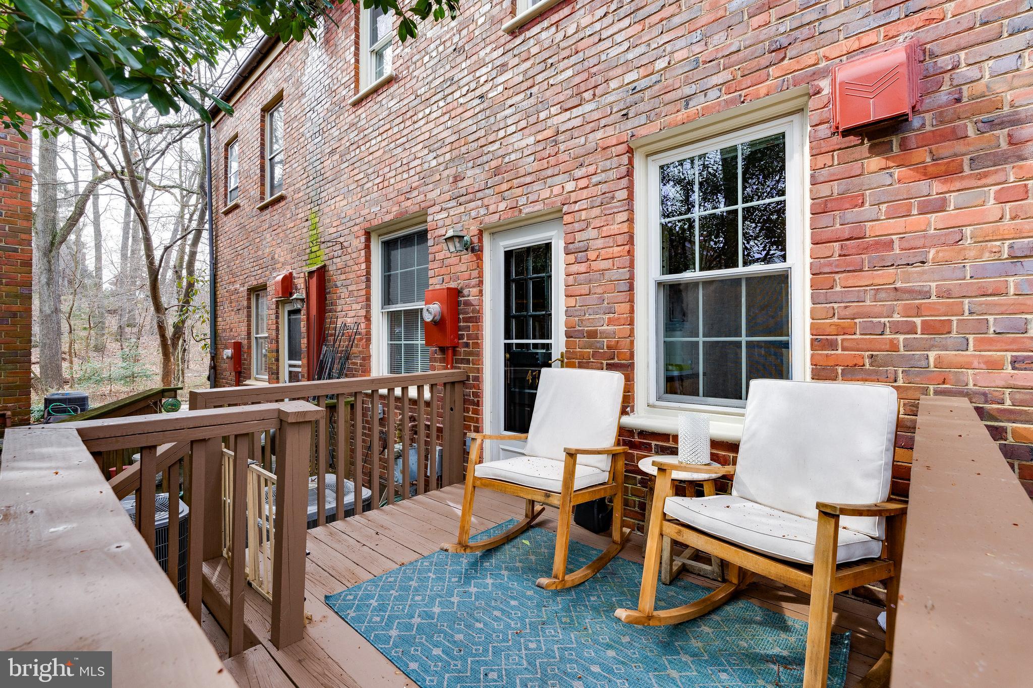 ARLINGTON VILLAGE - Residential