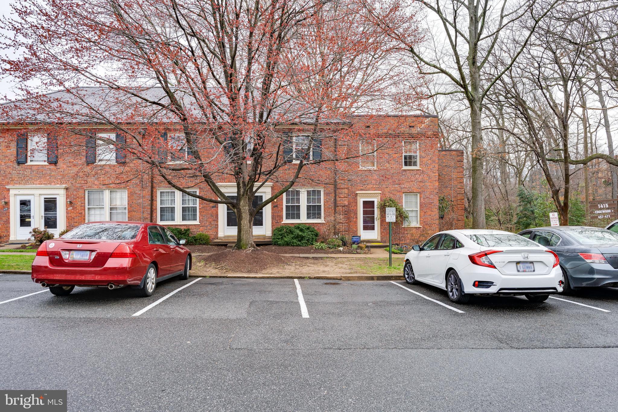 ARLINGTON VILLAGE - Residential