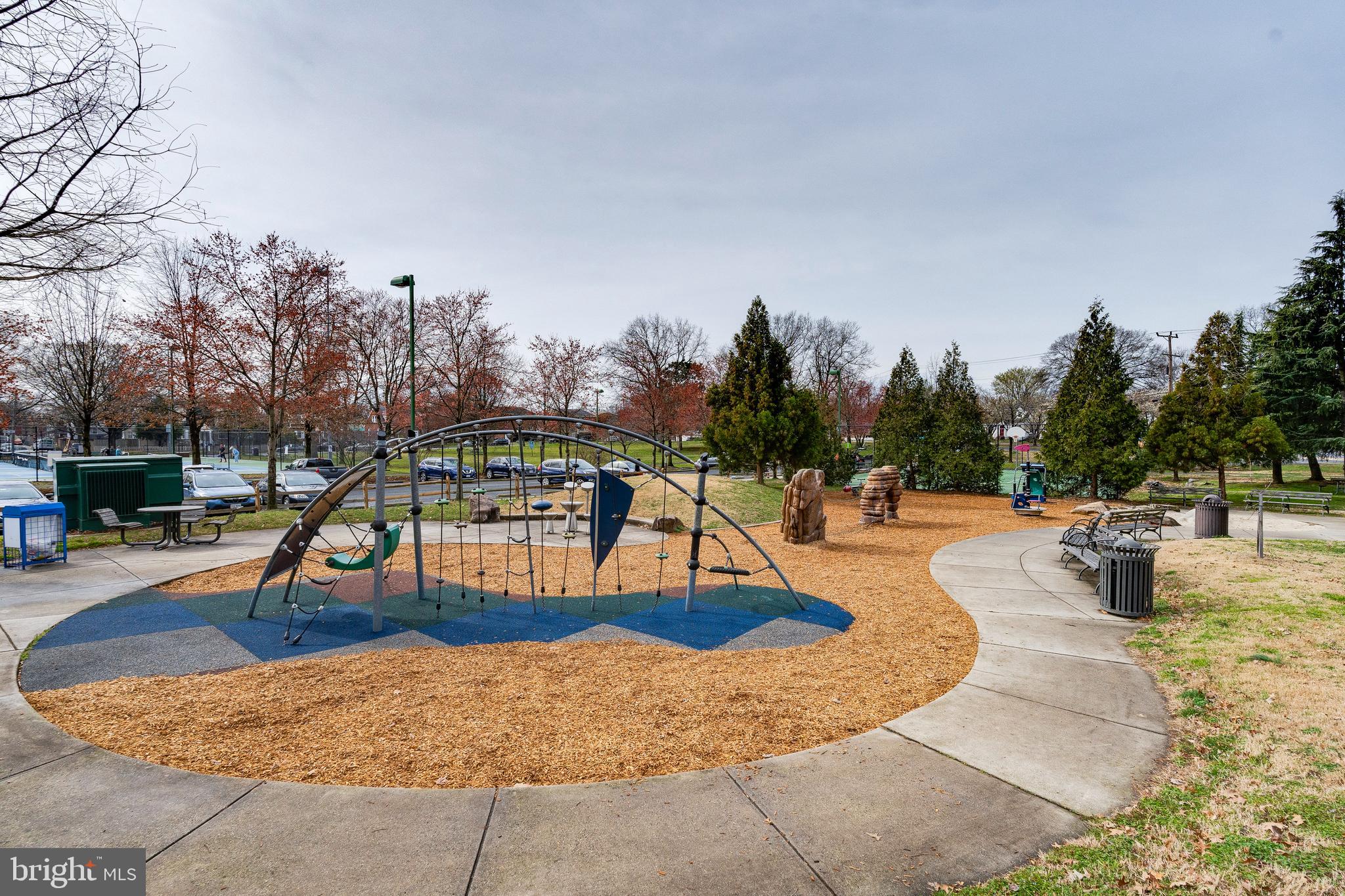 ARLINGTON VILLAGE - Residential