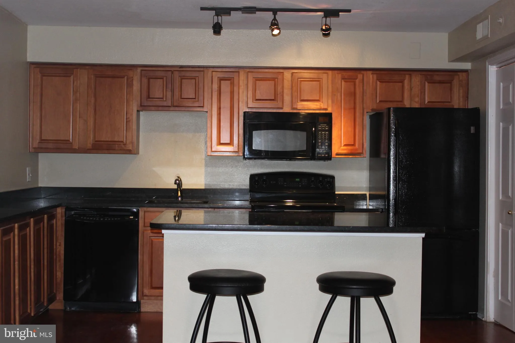 3302 Wyndham Circle Unit C, Alexandria, VA 22302